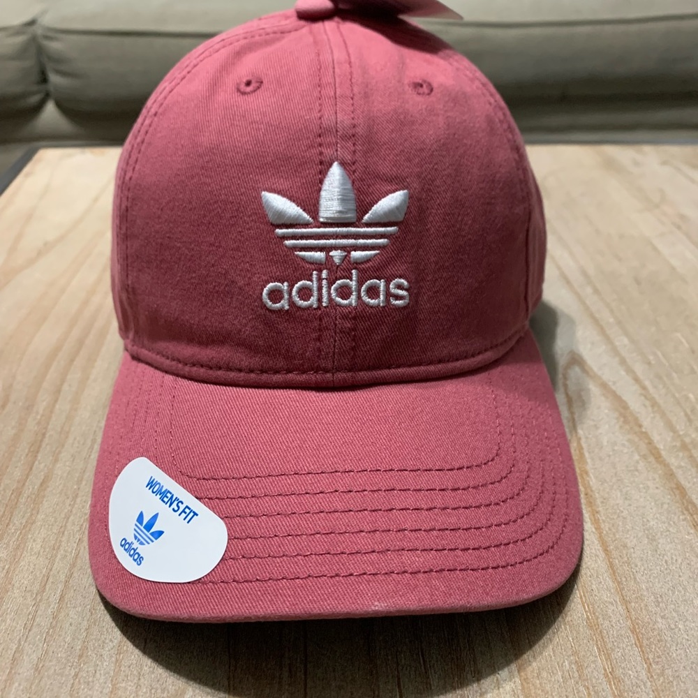 NEW Women's adidas Originals Relaxed Fit Strapback Hat
